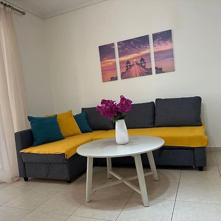 Riviera Beach, Seaside Spacious Apt. Анависос Екстериор снимка